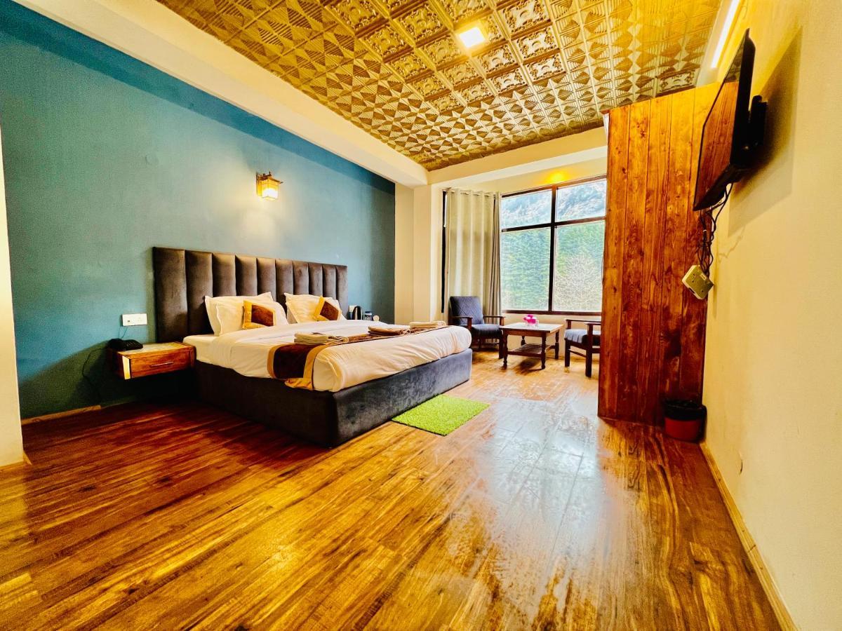 Hotel Link Way-A Riverside Hotel Manāli エクステリア 写真